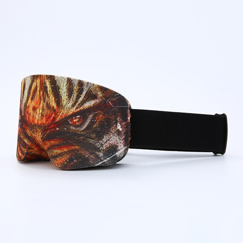 Ski and snowboard goggles protective case, portable storage, spherical snow goggles, anti-scratch lens cloth/Ski goggles cover