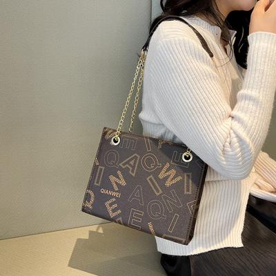 2025 neue Damenhandtasche modisch retro bedruckte lässige Umhängetasche einfache Tragetasche große Kapazität Kettenhandtasche