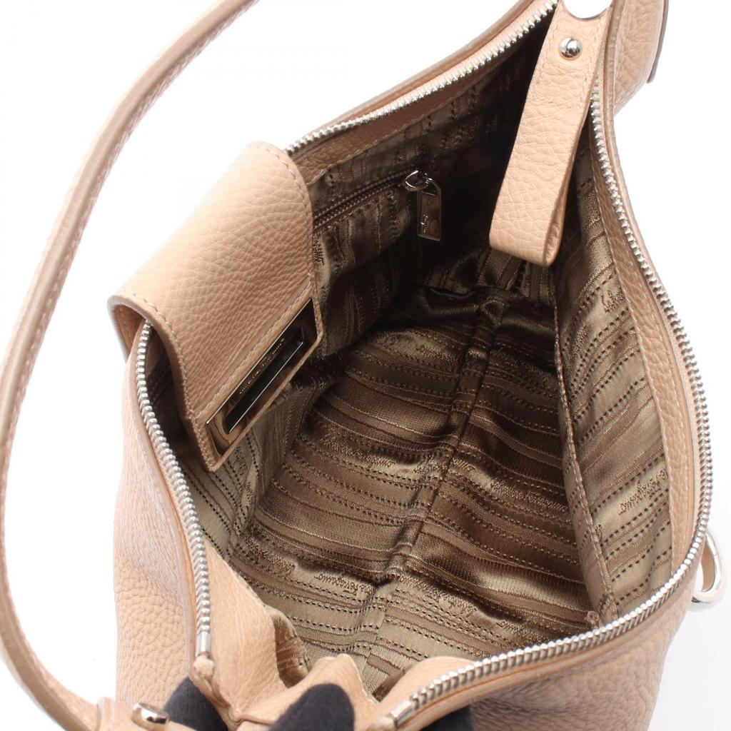 Used Salvatore Ferragamo Gancini Shoulder Bag 21 E654 leather Pink Used Women