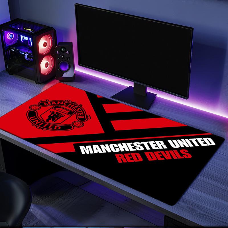 Manchester Crest Mouse Pad, Rubber Base, Mouse Pad for Gamers and Office Use, Gaming Desk , Easy To Clean Mat Christmas Fan Gifts
