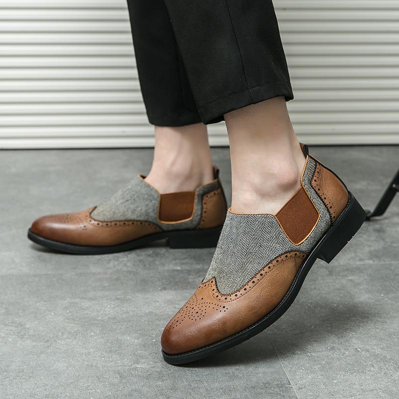 Designer Neue Mode Herren Gemischte Farben Kleid Business Brogues Freizeitschuhe Herren Loafers Party Hochzeitskleid Homecoming Schuhe
