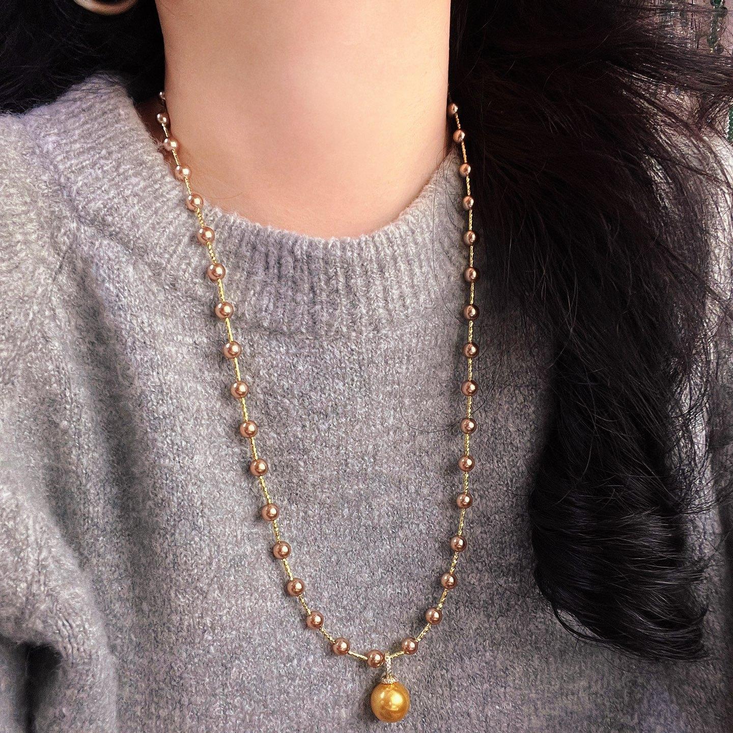 

High Quality Mocha Brown Shijia Pearl Maillard Wind Necklace Collarbone Chain Neck Chain Sweater Chain Pendant Female