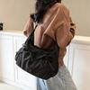 Fashi Nyl Shoulder Bag Bow Decor Large Capacity Lightweight Crossbody Bag Multi-pocket Commuter Bag Versatile Women's Bags