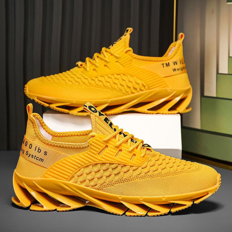Men's Anti Slip Wear-resistant Running Shoes Mesh Breathable Sports Shoes Outdoor Red Walking Shoes Fashionable 2025 New Style