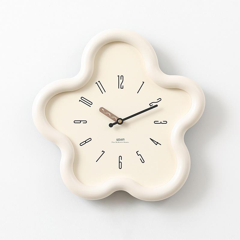 

Cream Style Living Room Wall Clock Minimalist Digital Clock Restaurant Creative Swinging Digital Wall Clock Home Decoration