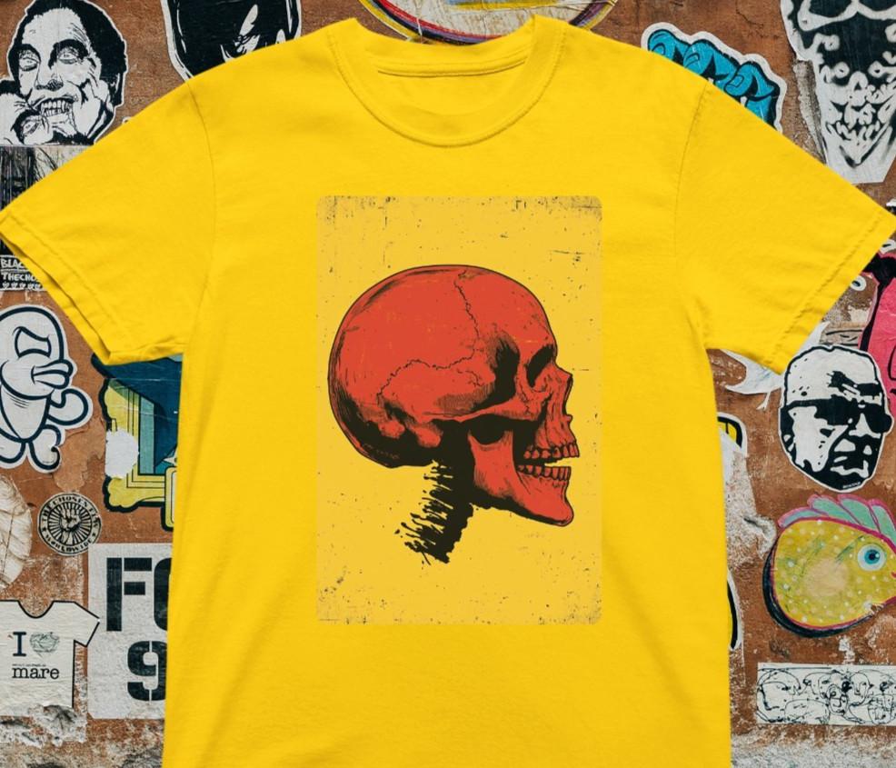 Vintage Red Skull T Shirt – Gothic Retro Skull Graphic Tee – Horror Grunge S