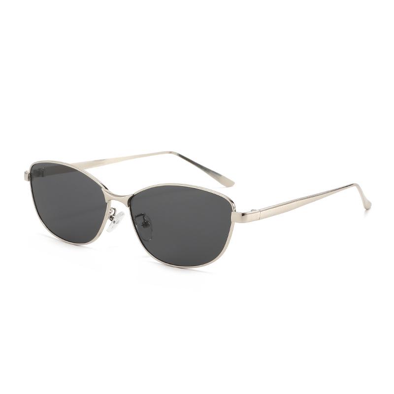 2025 Retro Metal Sunglasses for Men & Women - European & American Fashion, Versatile for Bare Face