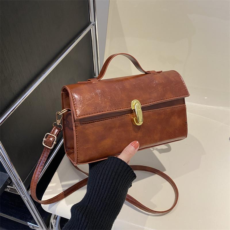 Stylish Vintage Shoulder Crossbody Bag In Black Cream Brown Stylish Pu Material