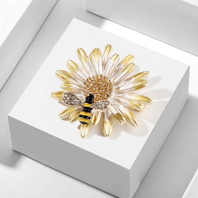 Fashion Cartoon Simple Oil Drop Enamel Alloy Bee Daisy Brooch Pin Clothing Pin Accessories