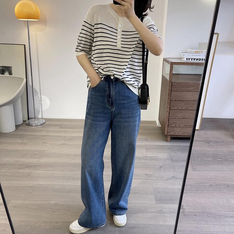 Dámský korejský slim fit pruhovaný svetr s krátkým rukávem v kontrastních barvách