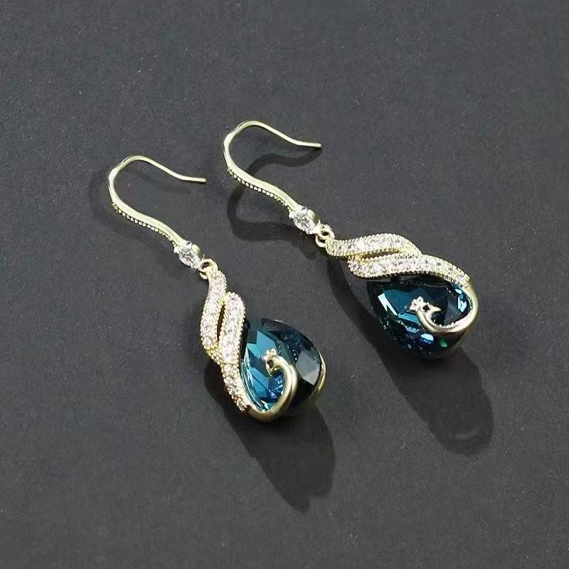 

Elegant Blue Phoenix Ear Hooks for Women - Fashionable Peacock Earrings with High-End Design