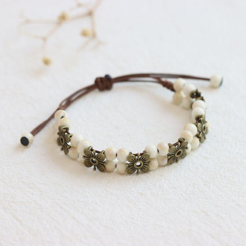 

Древний этнический стиль Браслет из керамики Цзиндэчжэнь с клевером Ручной работы Фарфоровые бусины-розочки в национальном стиле Студенческий ремешок 17 Grassland Scenery