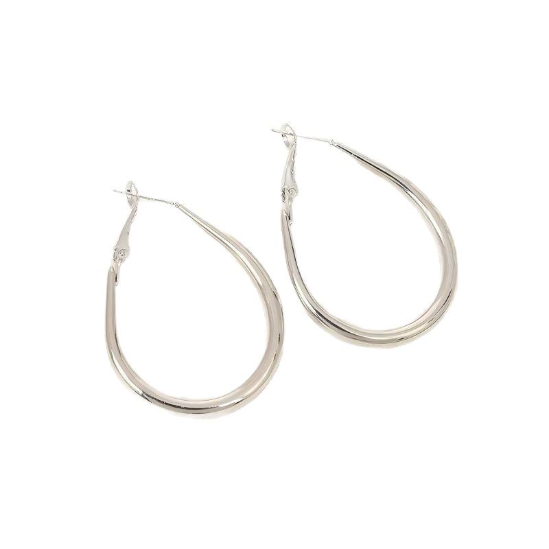 Minimalist High-End Water Drop Hoop Earrings: Elegant Light Luxury Jewelry for Everyday Wear