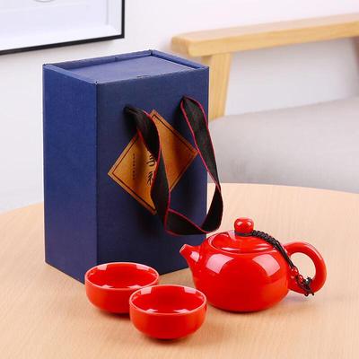 Tazze e bicchieri – Servizi da tè e tazzine