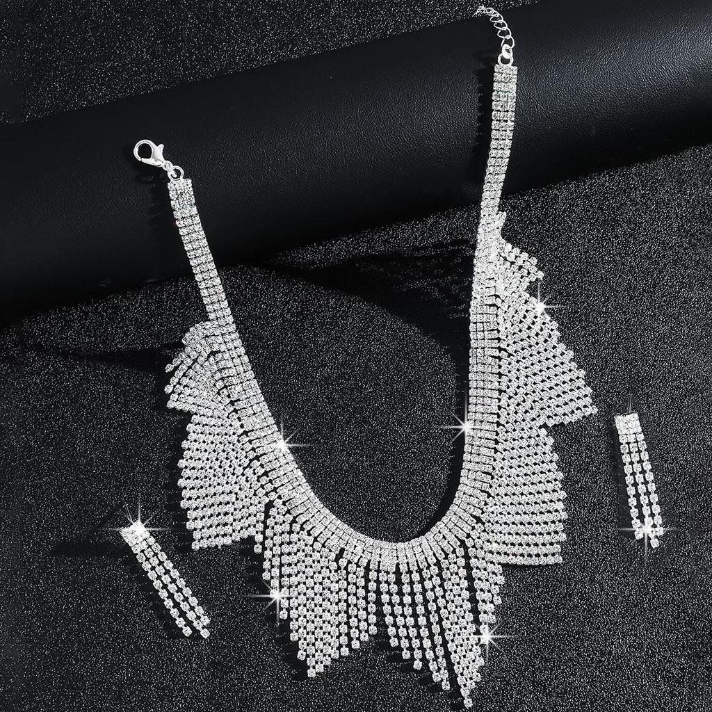 Luxurious Rhinestone Tassel Necklace and Earrings Set for Brides