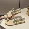 Calzado para mujer – Sandalias
