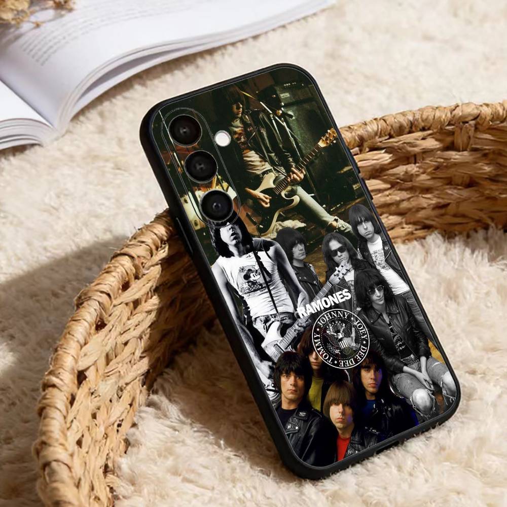 Band R-RAMONES Phone Case For Samsung Galaxy A13,21s,22,31,32,52,53,71,72,73,Soft Black Cover