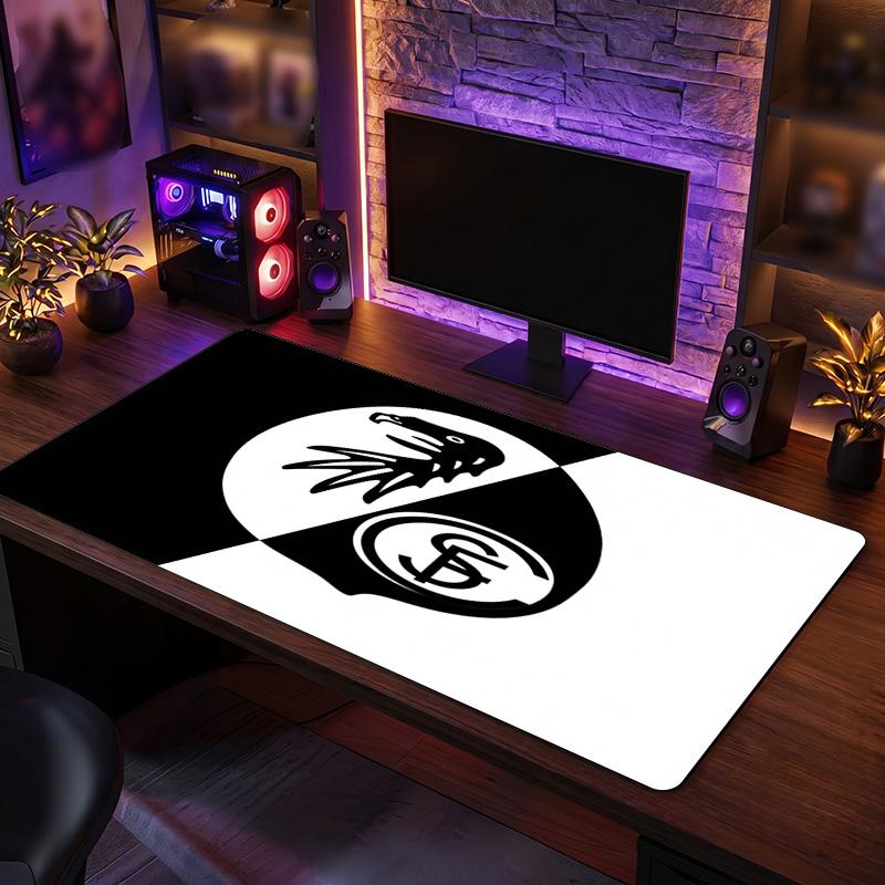 SC Freiburg FC Theme Pattern Mouse Pad, Soccer Logo Design XXL Gaming Desk Mat Non-Slip Computer Mouse Pad