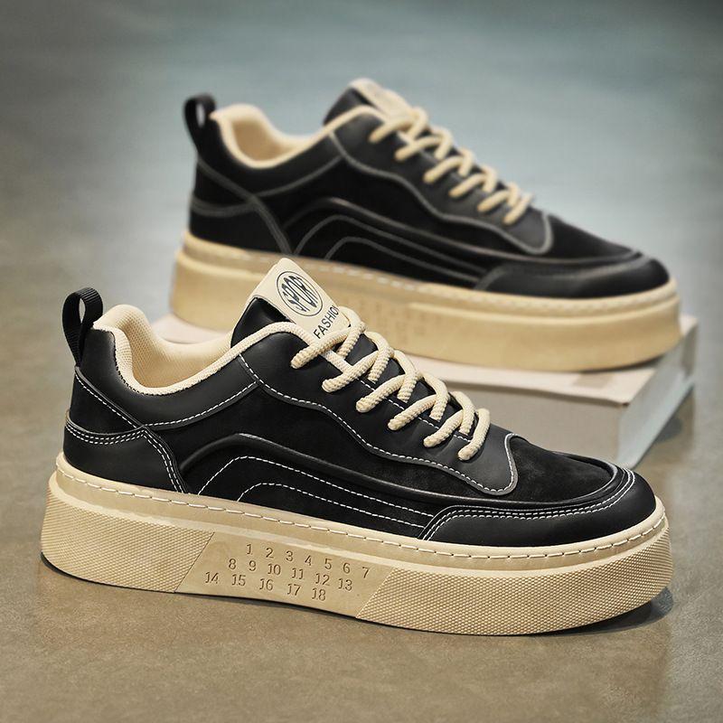 Frühlings Herrenschuhe neue atmungsaktive kleine weiße Schuhe Herren Studenten Trend vielseitige Plateau Sport Casual Board Schuhe trendige Schuhe