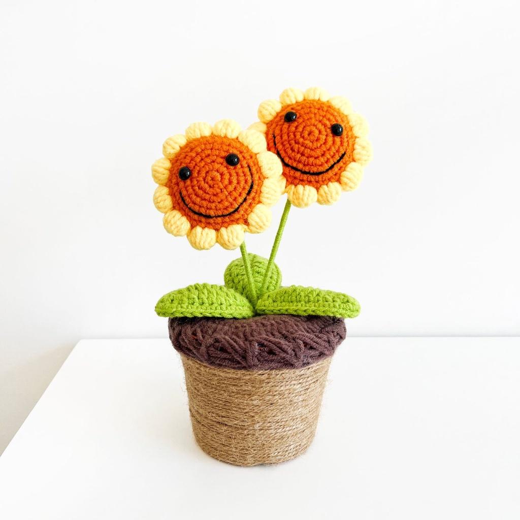 Knitted Sunflower Pot Plant Creative Décor For Your Home