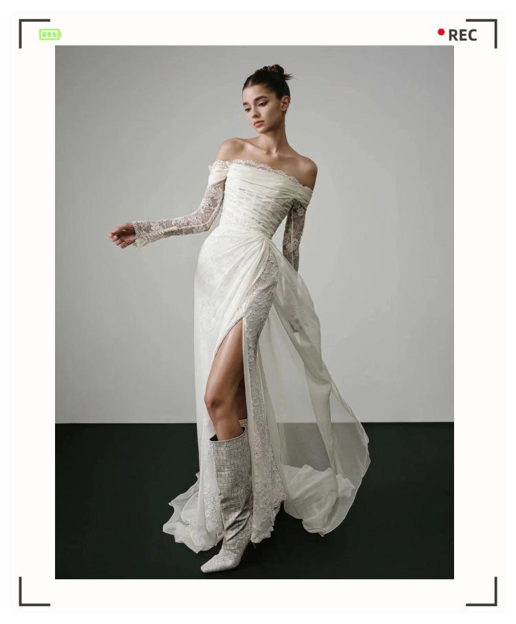 Französisches langärmeliges leichtes Spitzenhochzeitskleid Braut 1011 neues One-Shoulder Retro Mori Türgarn Fischschwanzkleid Rock