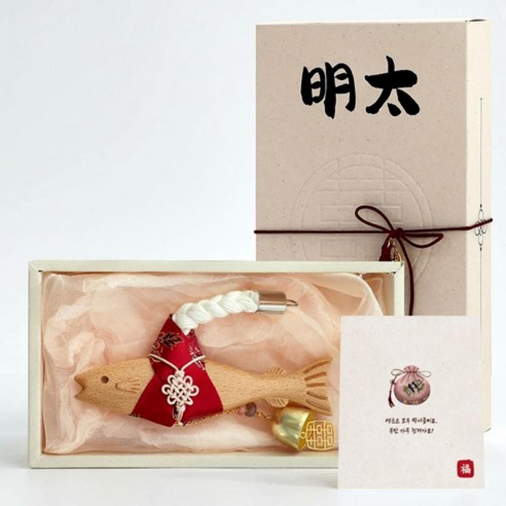 THINKHAUS Korean Traditional Dried Pollock Good Luck Wooden Magnet Red