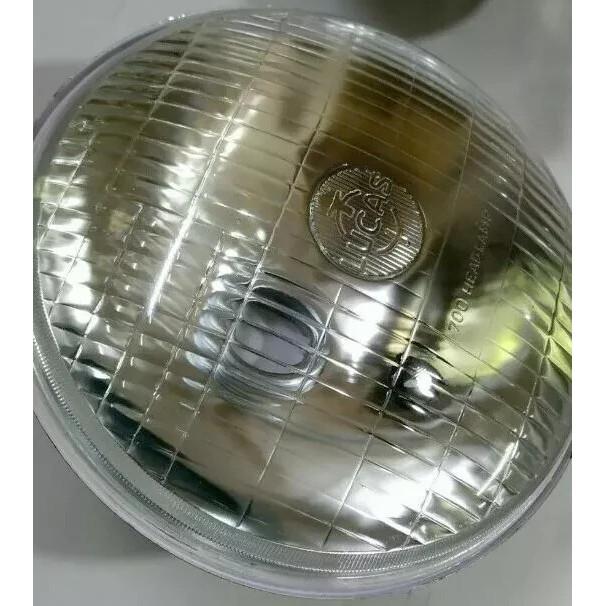 

Lucas 7 Inch Sealed Beam Headlamp H4 Conversion With Pilot RHD Classic Cars