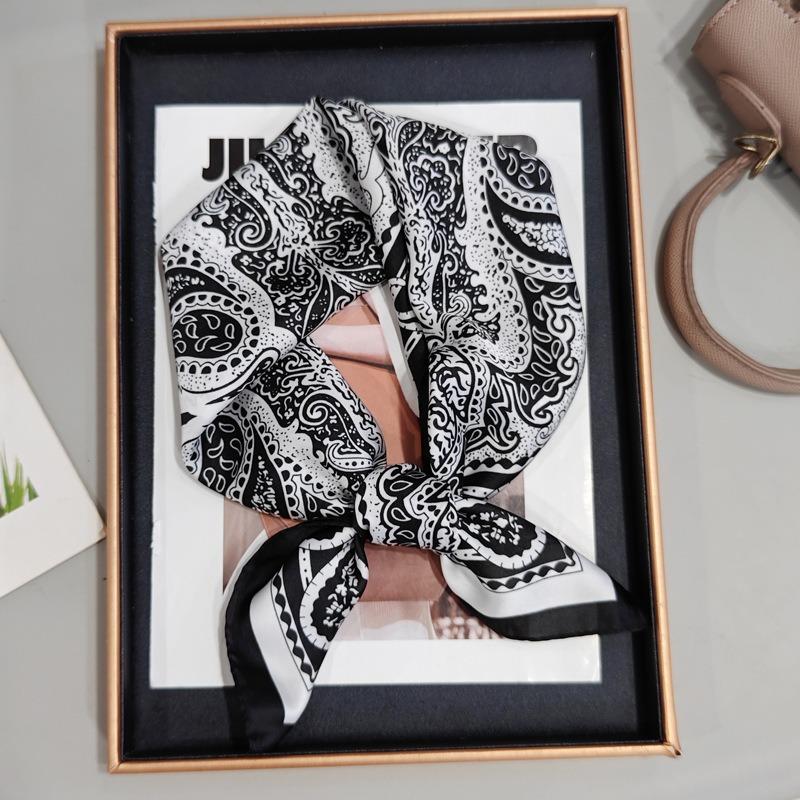 70Cm Retro Cashew Flower Scarf Women'S Imitated Silk Fabric Trendy Versatilescarves Headscarf Shawl Tying Imitated Silk Scarf