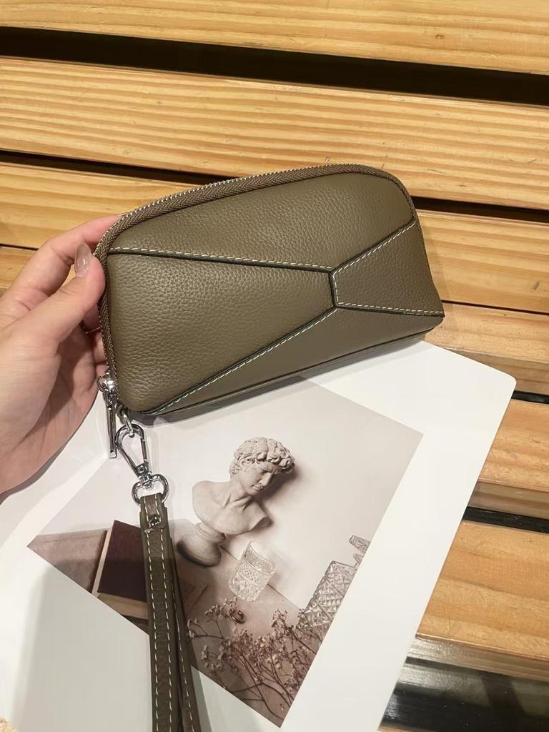 Genuine Leather Women's Wristlet Clutch Handbag & Card Holder