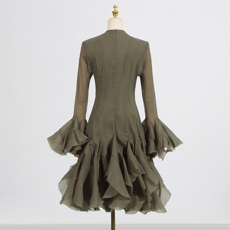 2025 Summer Women's Ruffle Design Waist-Slimming Flared Sleeve Dress