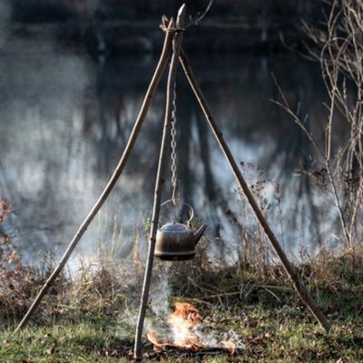 Lagerfeuer-Dreibeinplatte mit Kette, Äste in ein Lagerfeuer-Dreibein verwandeln, Rostfreie Lagerfeuer-Stützplatte, Tragbares Kochzubehör für