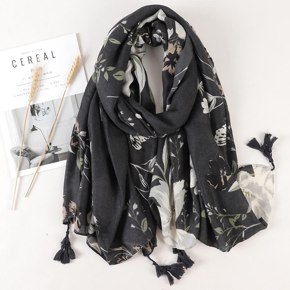 Luxury Brand Cotton Scarf Women Large Shawls Design Hijab Echarpe Print Tassel Scarves Lady Beach Stole Muffler Foulard Pareo