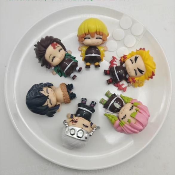 Trendy klíčenky Demon Slayer: Kreslené přívěsky na klíče od auta a přívěsky na tašku