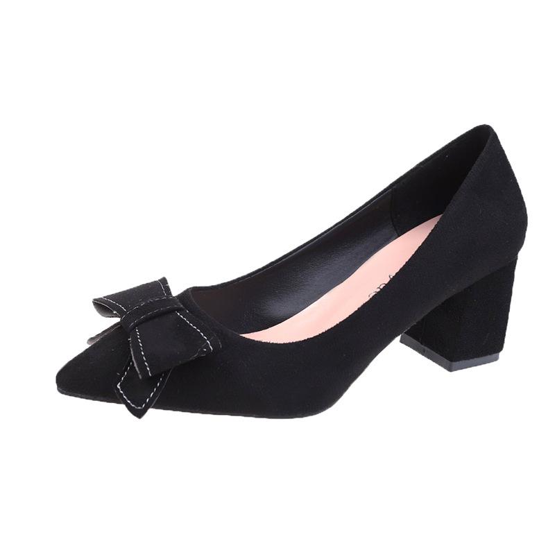 

Замшевые туфли на высоком каблуке женские весна и осень 2025 новые французские модные универсальные легкие черные рабочие туфли на толстом каблуке одинарные туфли 34