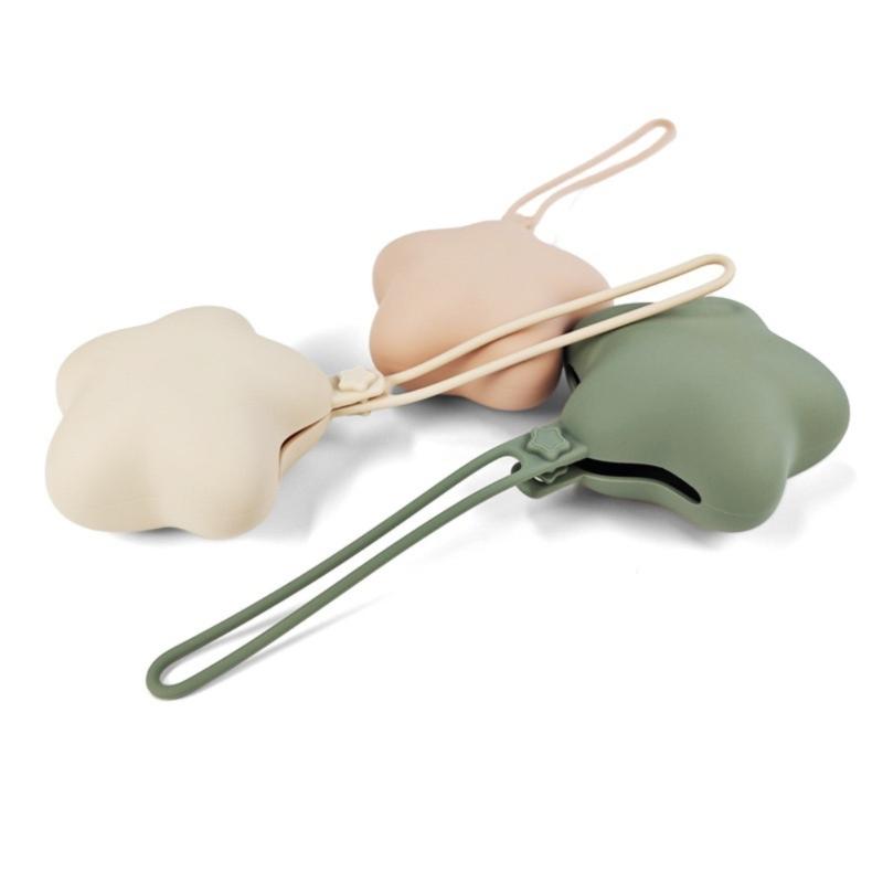 Silicone Baby Pacifier Storage Box with Hanging Rope Easy Carry for Infants Newborns Dustproof & Well Organization