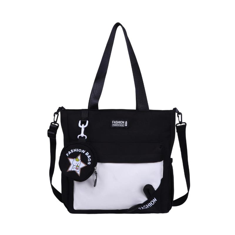 Versatile girl messenger bag women's new small fresh junior high school class commuter bag large capacity shoulder bag large capacity