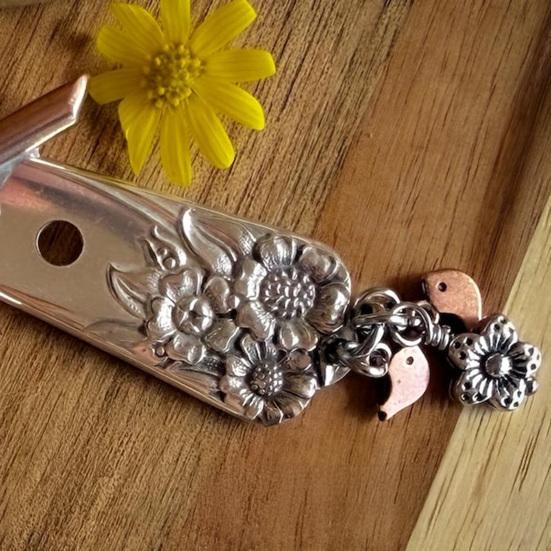 Metal Carving Birdhouse Necklace Adjustable Lightweight Men Women Bird House Pendant Chain Necklace Fashion Jewelry Accessories