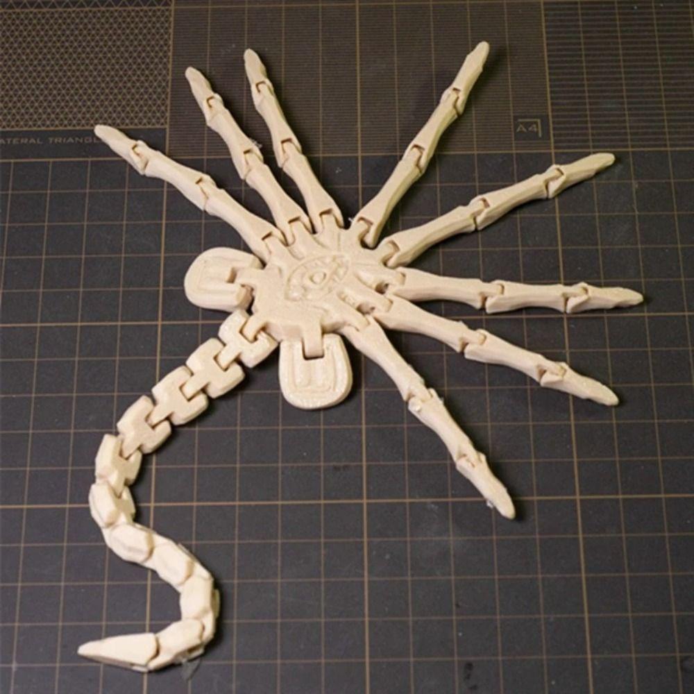 Desktop Decoration Alien Facehugger Model With Flexible Joints Animal Model