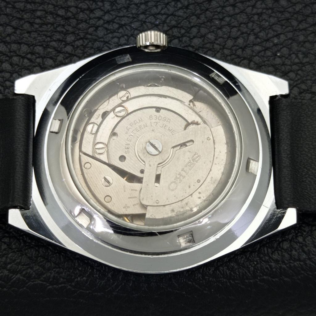 VINTAGE SEIKO 5 AUTOMATIC REFURBISHED JAPAN MENS BLACK DIAL WATCH A440665-9 Sk-a440665-1