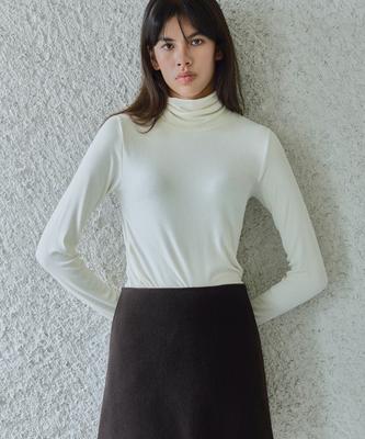 IHR Button Detail Turtleneck / Ivory