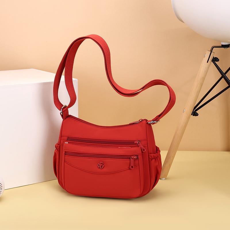 Lightweight Large Capacity Shoulder Bag Water-repellent Nylon Women's Crossbody Bag