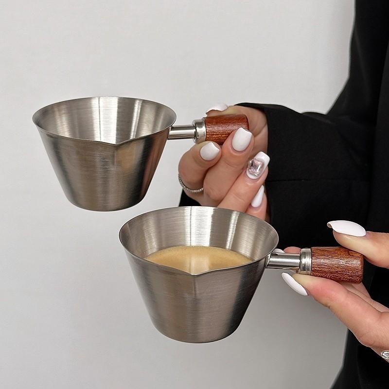 Stainless Steel Measuring Cup With Wooden Handle 100Ml Coffee Milk Pitcher With Scale For Barista And Kitchen Use