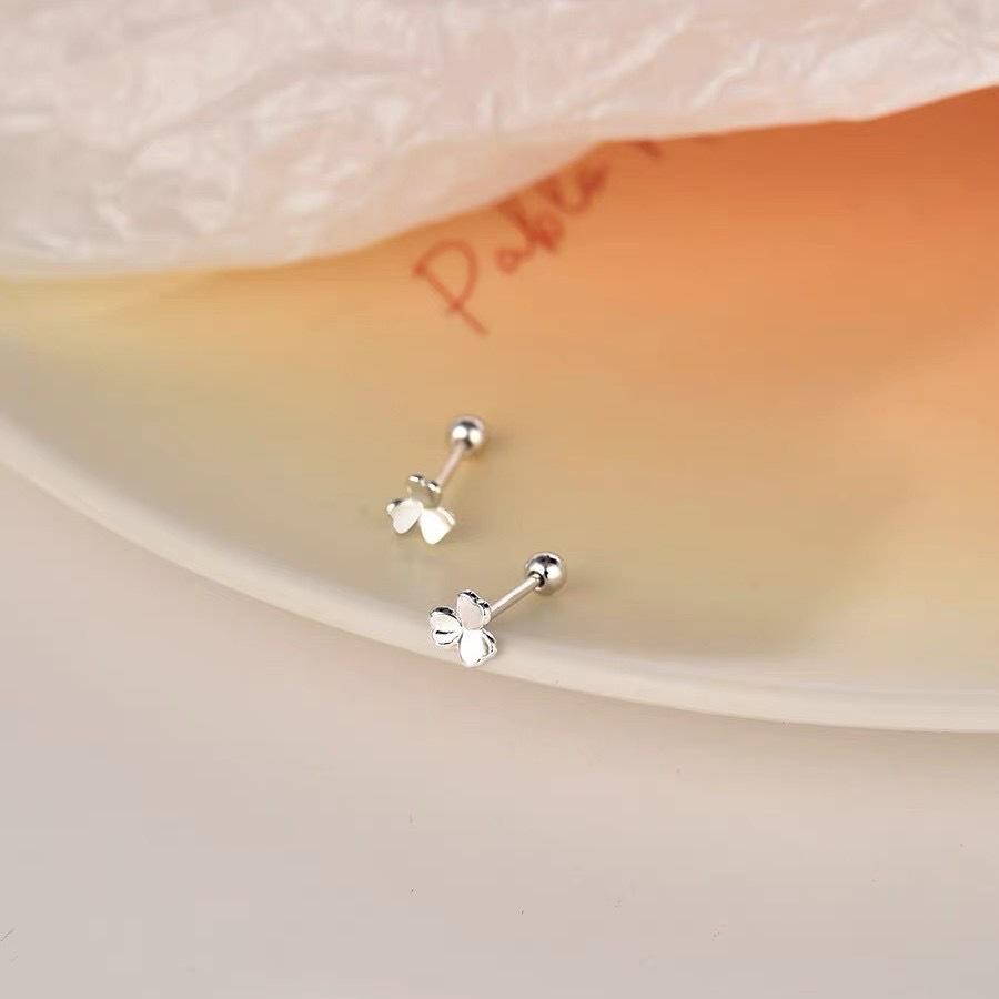 S999 Sterling Silver Three-Leaf Clover Screw Back Stud Earrings for Women - Sleep-Friendly, Easy Ear Care