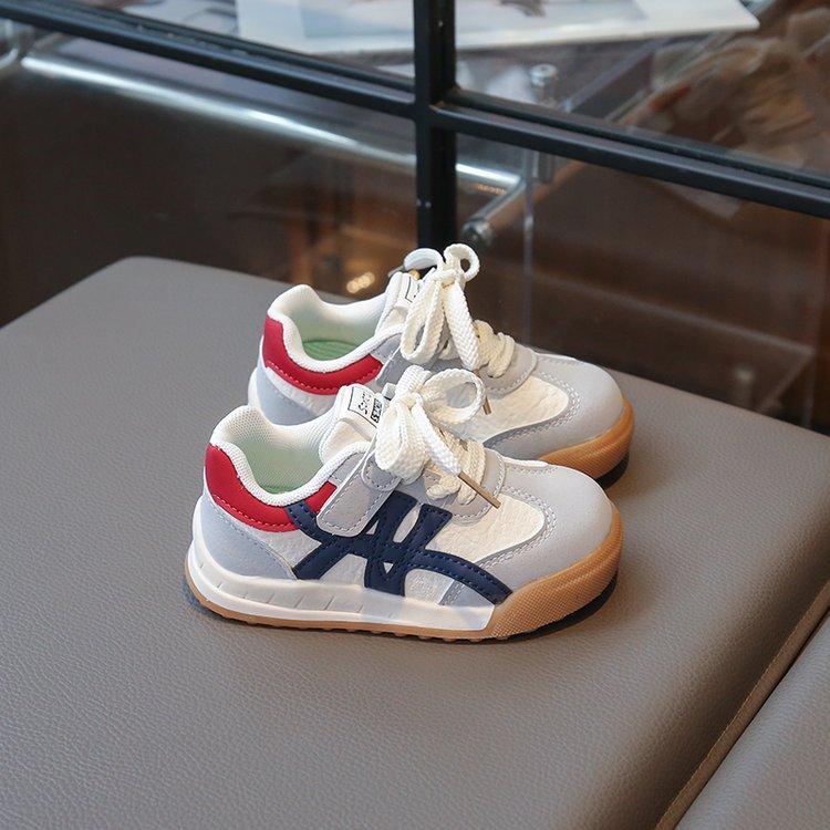 

Детская спортивная обувь обувь Форреста Гампа 2025 весна и осень новая повседневная обувь для мальчиков обувь для бега с мягкой подошвой и нескользящей подошвой для девочек 31 yards inner length 19cm серый