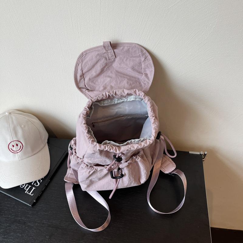 New Fashion Pleated Pull Rope Backpack Women's Niche Design Trendy Backpack Large Capacity Flip Student Bag