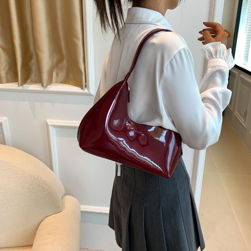 Women's bag 2025 new textured shoulder bag fashionable versatile candy color underarm bag