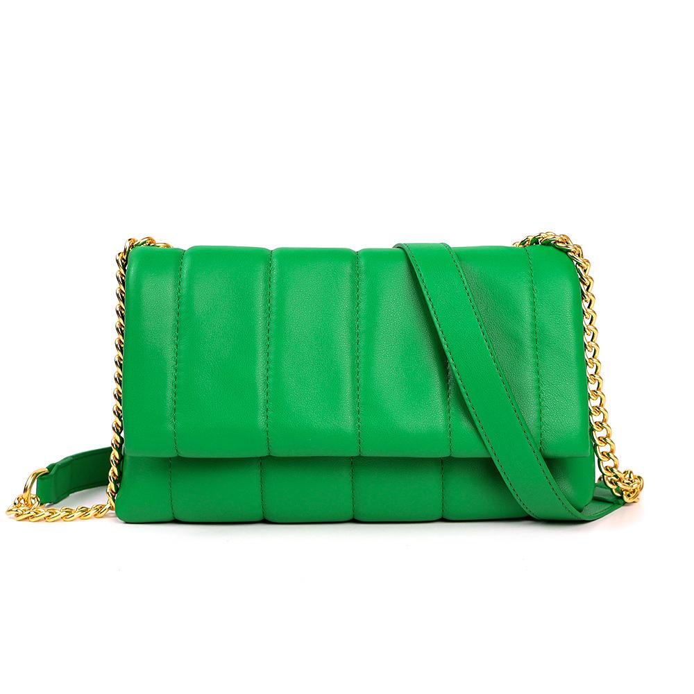 

Сумка-сідло на ланцюжку. Сумка-мессенджер з поліуретану, однотонна м’яка шкіряна ніша високого класу з маленьким ароматом зелений