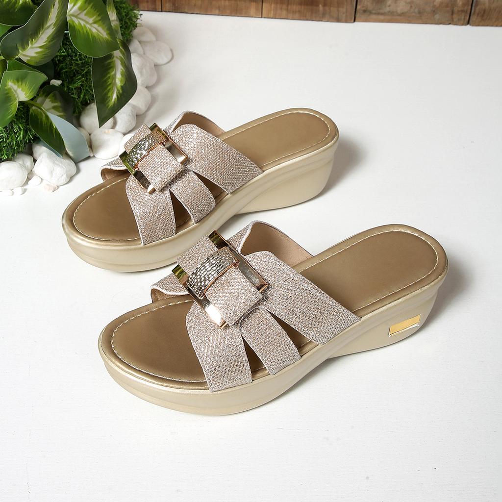 Zehentrenner mit dicker Sohle, coole Hausschuhe für Damen, aus weichem Leder, vielseitige Ein-Wort-Hausschuhe, Sommer 2025, neue Muffin-High-Heel-Hausschuhe