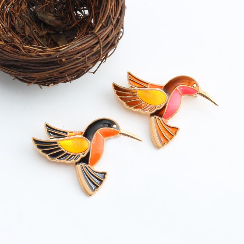 Vintage Jewelry Brooches for Women Colorful Enamel Pins Metal Birds Cute Broach Bird Hummingbird Badge High Quality Accessories