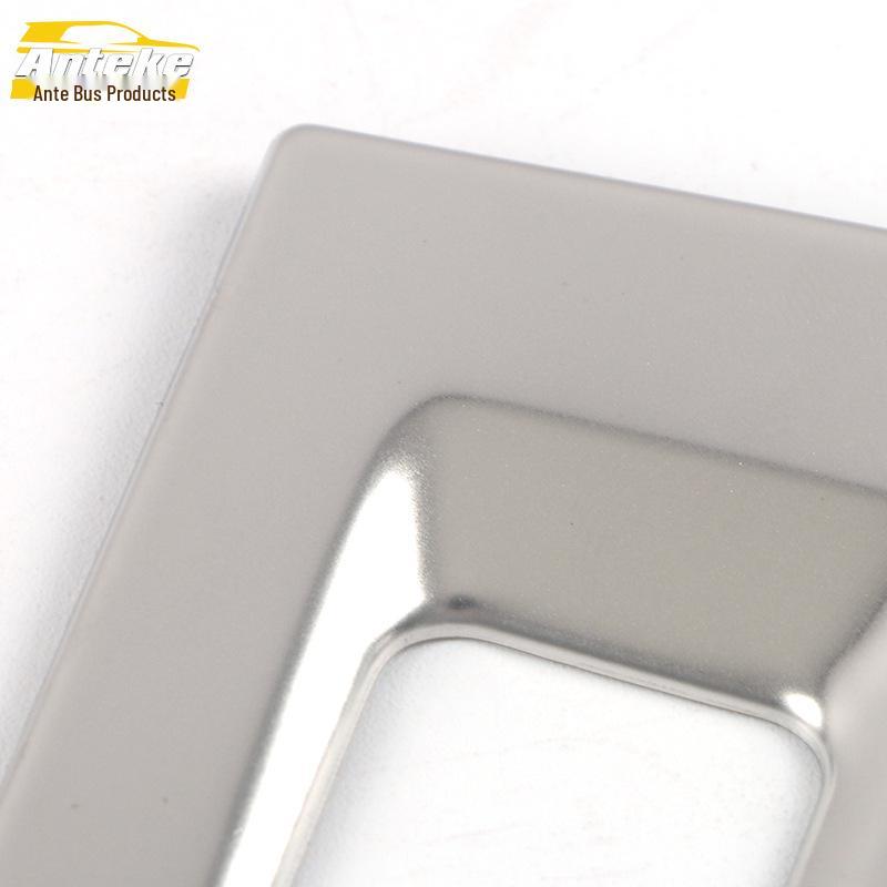 Kompatibilní USB flitrová dekorace a dekorace nabíjecího portu pro středovou konzoli IX35 (21 modelů) - Nerezové autopříslušenství